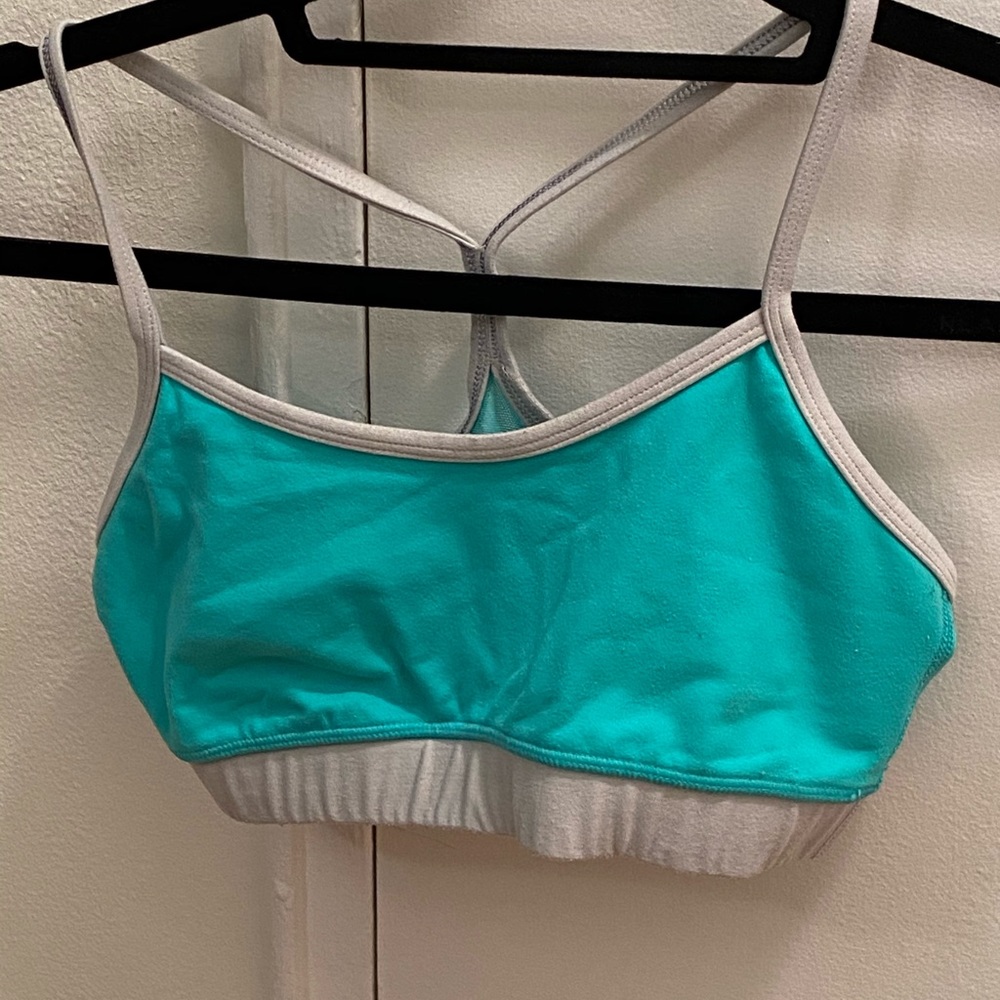 Lululemon Flow Y Bra IV Green Size S